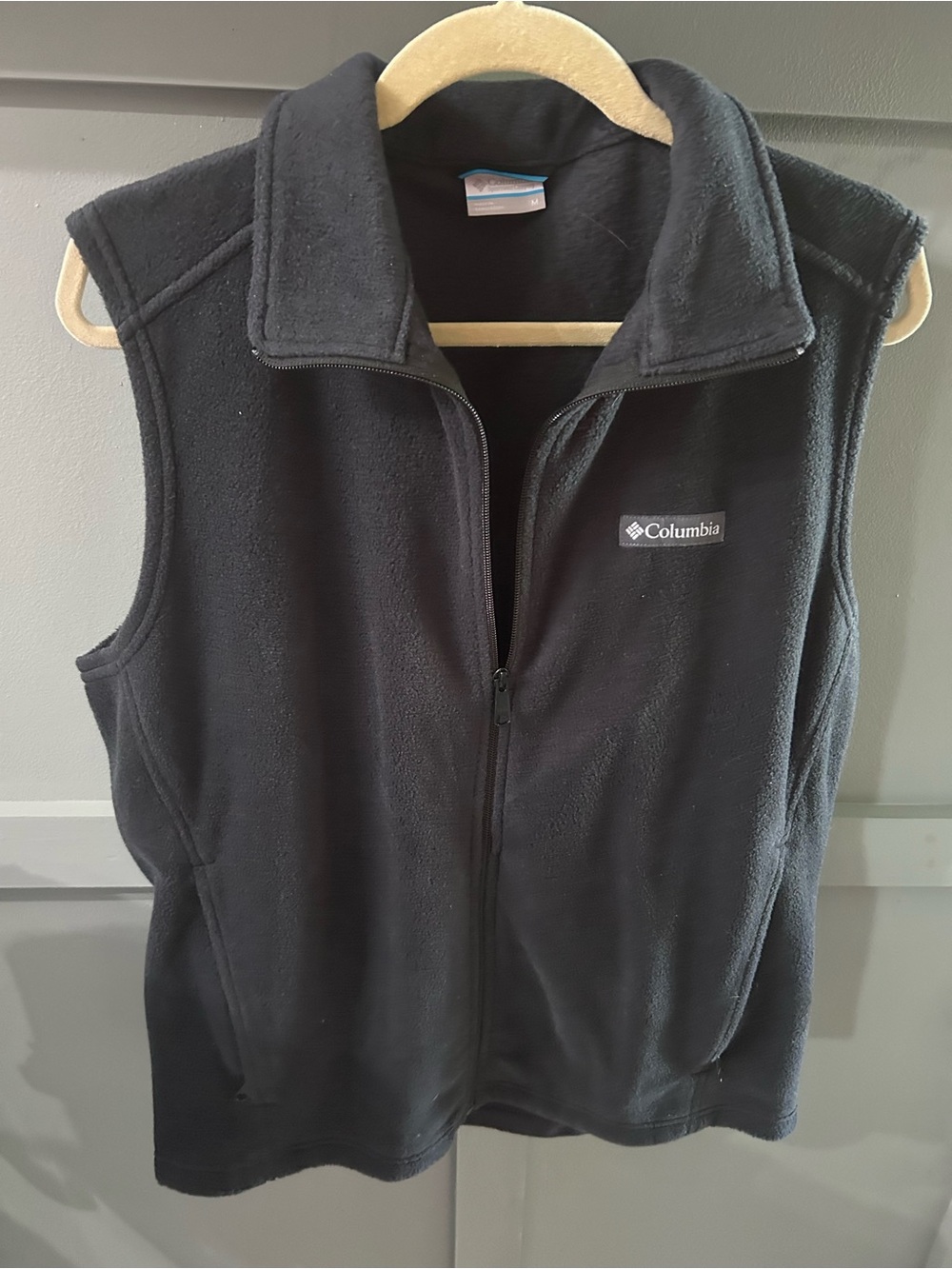 Columbia Women’s Black Fleece Zip-Up Vest